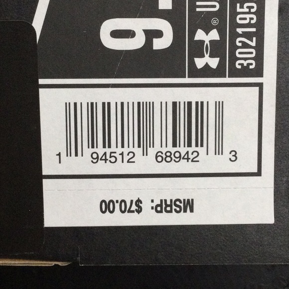 UNDER ARMOUR CHARGED ASSERT 8 size9.5 colorGREY main image 4